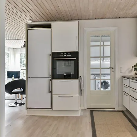 Feriehus Locan - 1-2km From The Sea By Interhome *