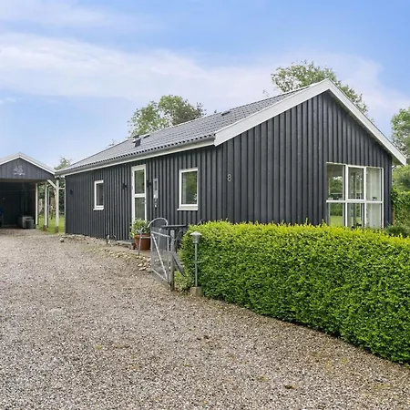 Locan - 1-2km From The Sea By Interhome Semesterbostad *